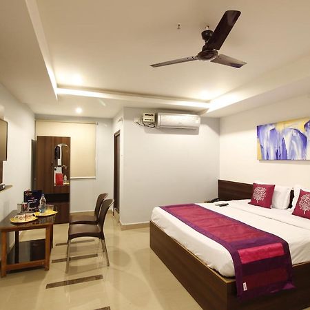 Hotel Mango Leaves Hyderabad Exterior photo